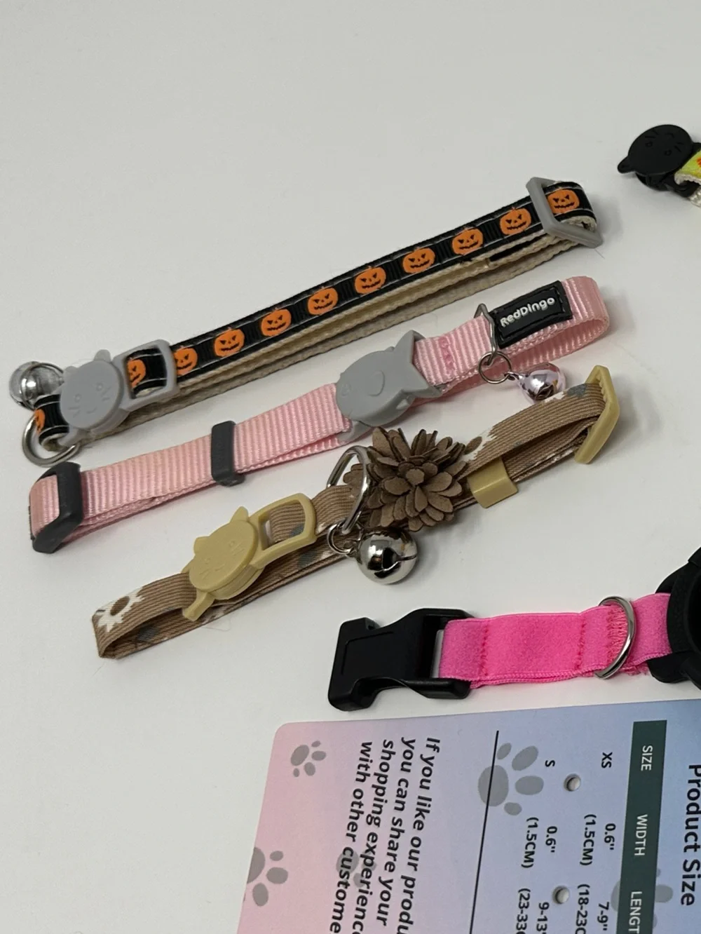 6 NEW cat collars 5 breakaway Collars Flower Accents + 1 with apple tag holder